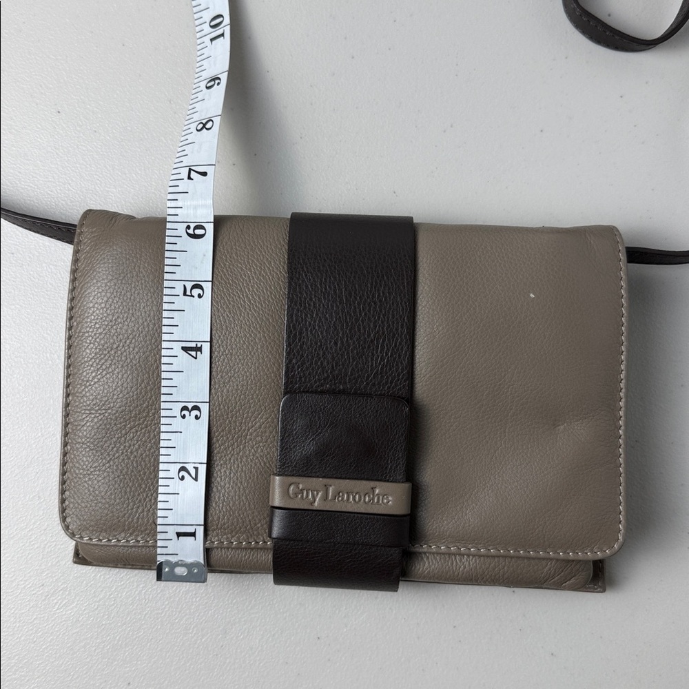 Guy Laroche Designer Leather Crossbody Bag Beige‑Grey and Dark Brown - Picture 16 of 16